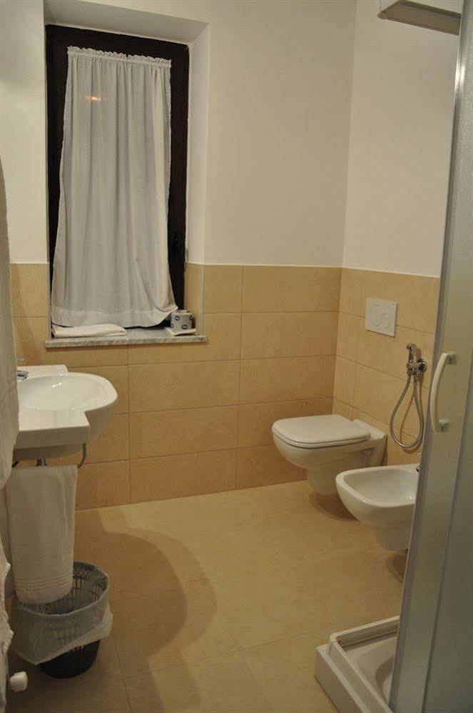 Hotel Saint Pierre Bagian luar foto