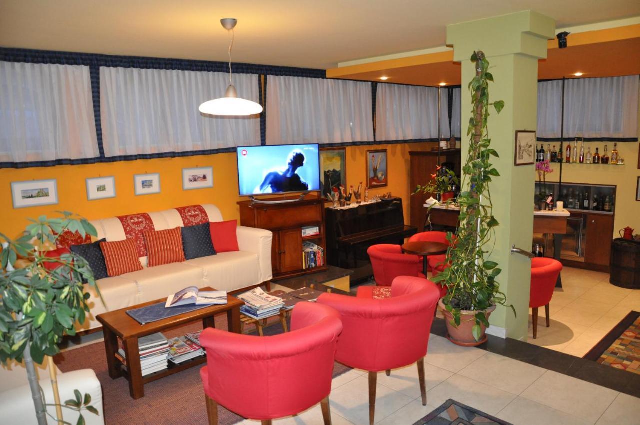 Hotel Saint Pierre Bagian luar foto