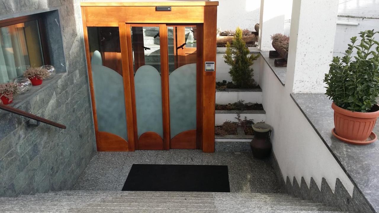Hotel Saint Pierre Bagian luar foto